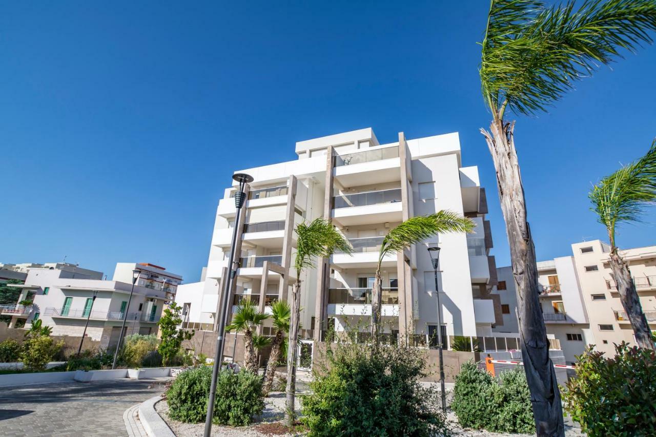 Wepuglia - La Casa Del Cardinale Apartman Monopoli Kültér fotó